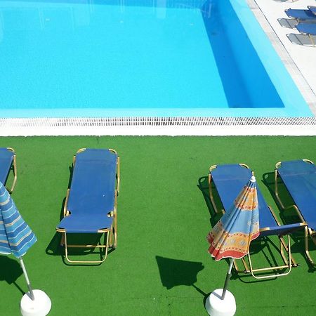 Karina Hotel Benitses  Exteriör bild