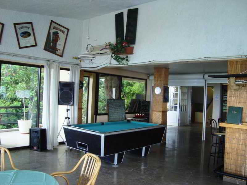 Karina Hotel Benitses  Exteriör bild